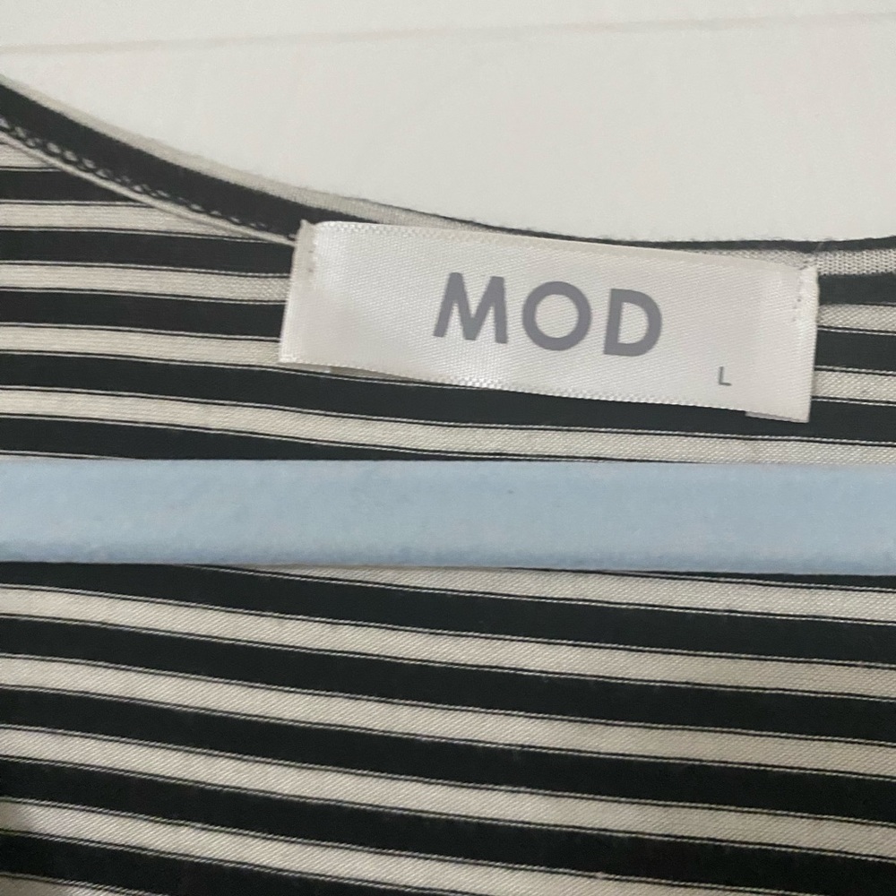 Mod stripe romper - Picture 2 of 3